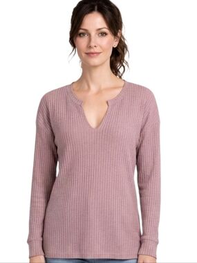Chaser Keelia Blush Split Neck Thermal Knit Top Size M